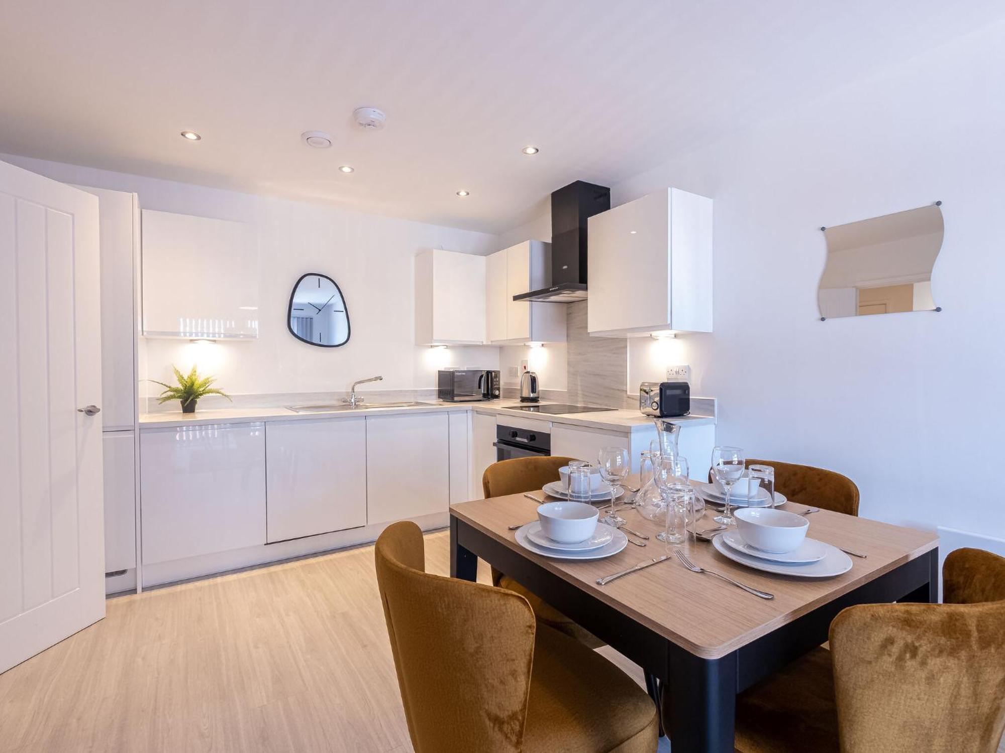 Pristine 1 And 2 Bedroom Apartments Near Business District By Belvilla Birmingham Exterior foto